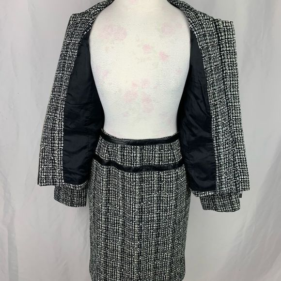 Premize Petite Blazer and Skirt Set - Picture 4 of 10